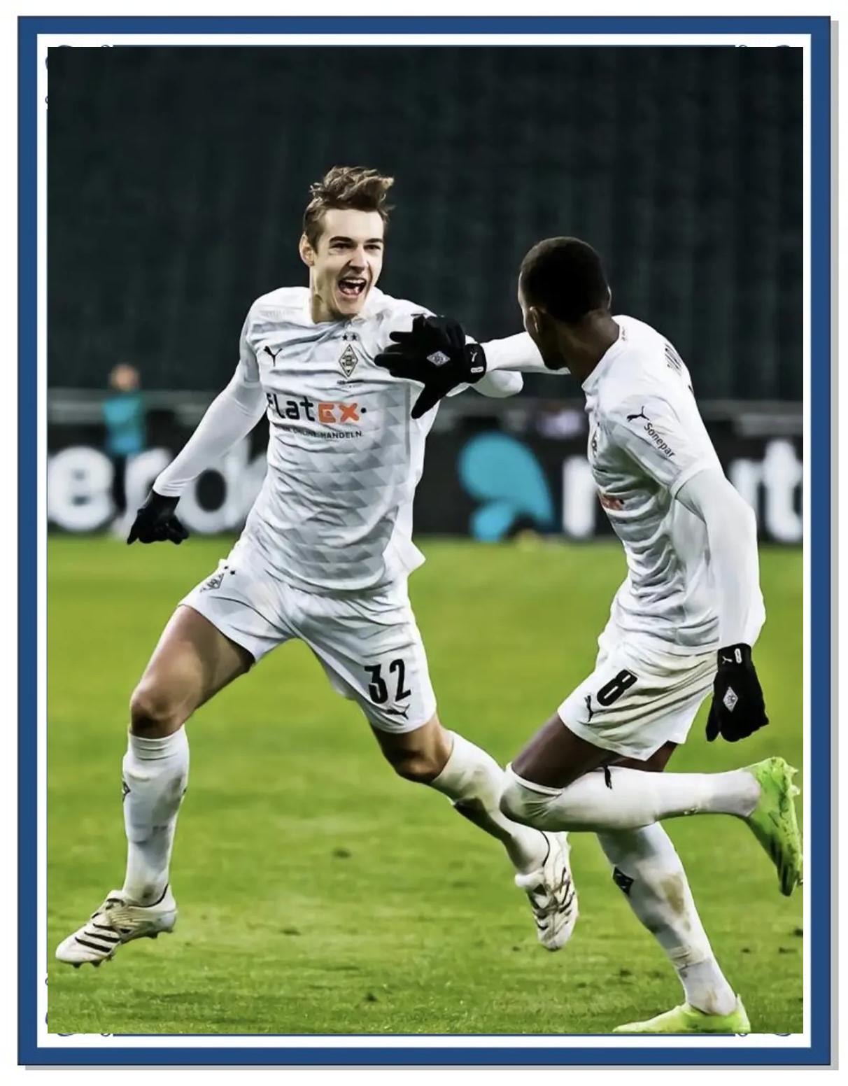 奥斯卡之战：门兴主场迎战弗赖堡的简单介绍