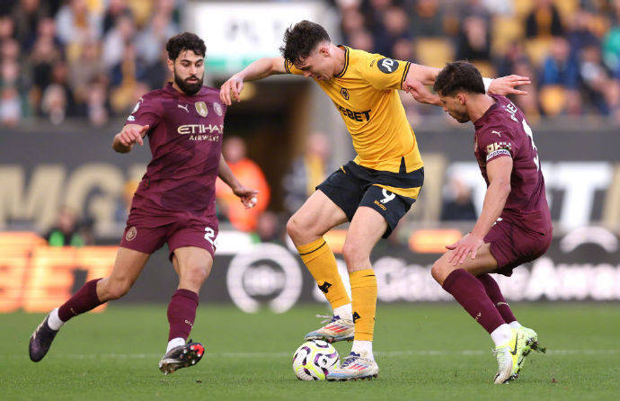 关于阿尔勒主场取胜，反弹势头愈发明显的信息