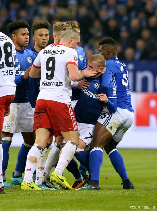 沙尔克球员表现出色,继续保持不败 沙尔克球员表现出色,继续保持不败