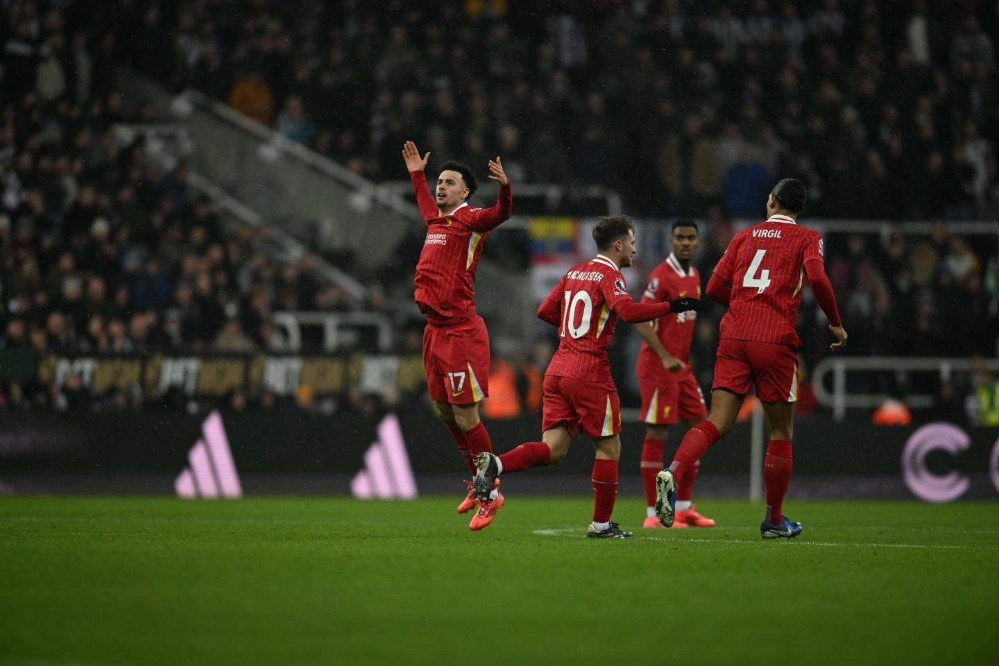 包含不伦瑞克凭借主场优势,全取三分的词条 包含不伦瑞克凭借主场优势,全取三分的词条