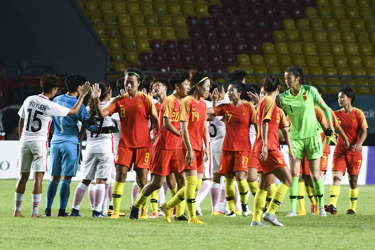 足球赛事精彩纷呈,力争胜利意志坚定 足球赛事精彩纷呈,力争胜利意志坚定