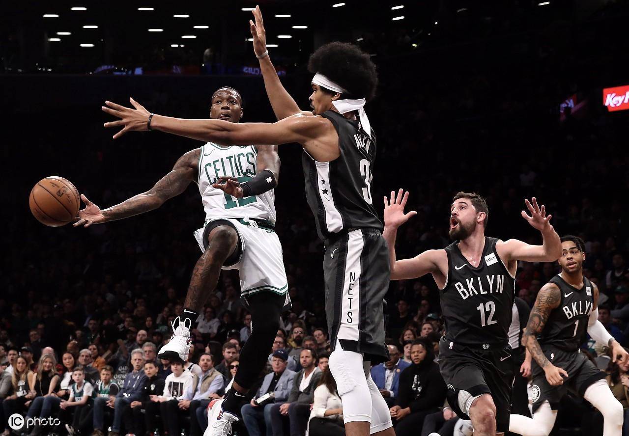 凯尔特人主场击败篮网,取得三连胜 凯尔特人主场击败篮网,取得三连胜