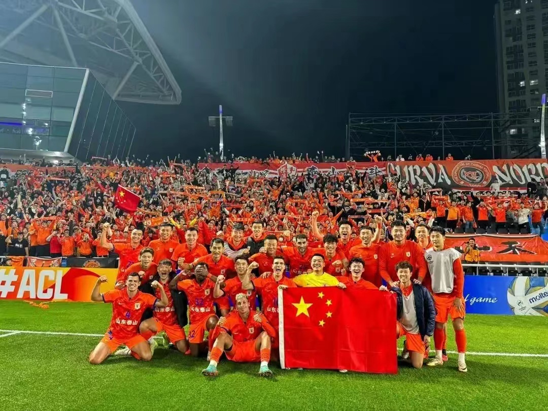 韩国队在比赛中展现了自信稳定的战术风格 韩国队在比赛中展现了自信稳定的战术风格