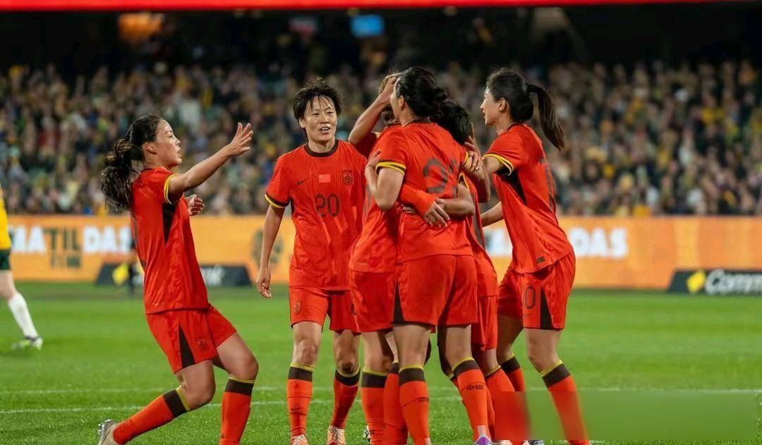 日本女足联赛新星崭露头角,赢得球迷喝彩 日本女足联赛新星崭露头角,赢得球迷喝彩