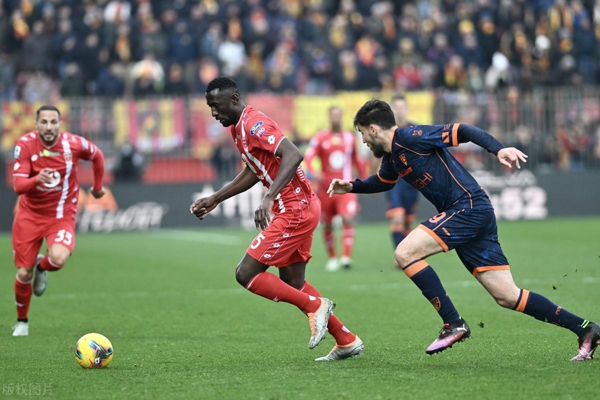 乌迪内斯主场失利,未能守住领先优势 乌迪内斯主场失利,未能守住领先优势