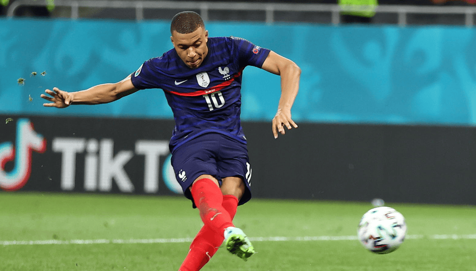 关于欧预赛比赛:克罗地亚主场大胜摩黑的信息 关于欧预赛比赛:克罗地亚主场大胜摩黑的信息