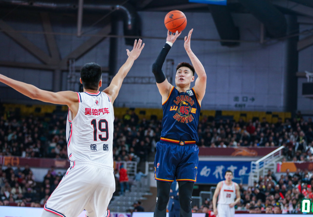 贵阳男篮豪取胜利,展现实力 贵阳男篮豪取胜利,展现实力