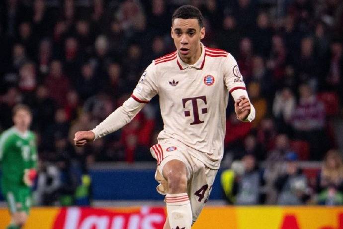 柏林联队长表现出色,球队士气高涨的简单介绍 柏林联队长表现出色,球队士气高涨的简单介绍