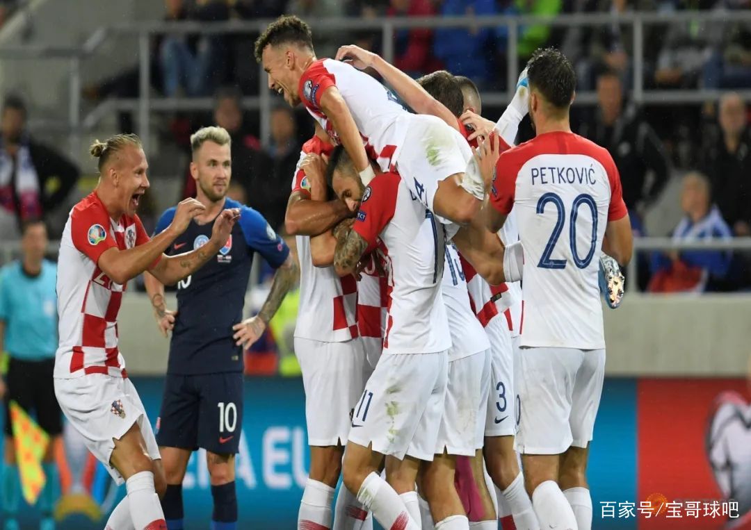 克罗地亚与斯洛伐克在欧洲杯预选赛中对阵 克罗地亚与斯洛伐克在欧洲杯预选赛中对阵