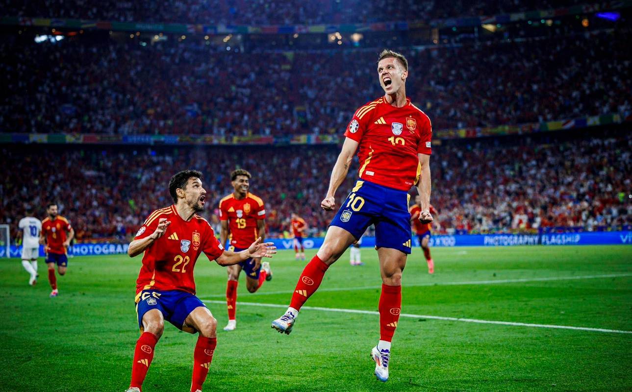 西班牙遭遇苦战,俄罗斯取得突破:欧锦赛战况的简单介绍 西班牙遭遇苦战,俄罗斯取得突破:欧锦赛战况的简单介绍