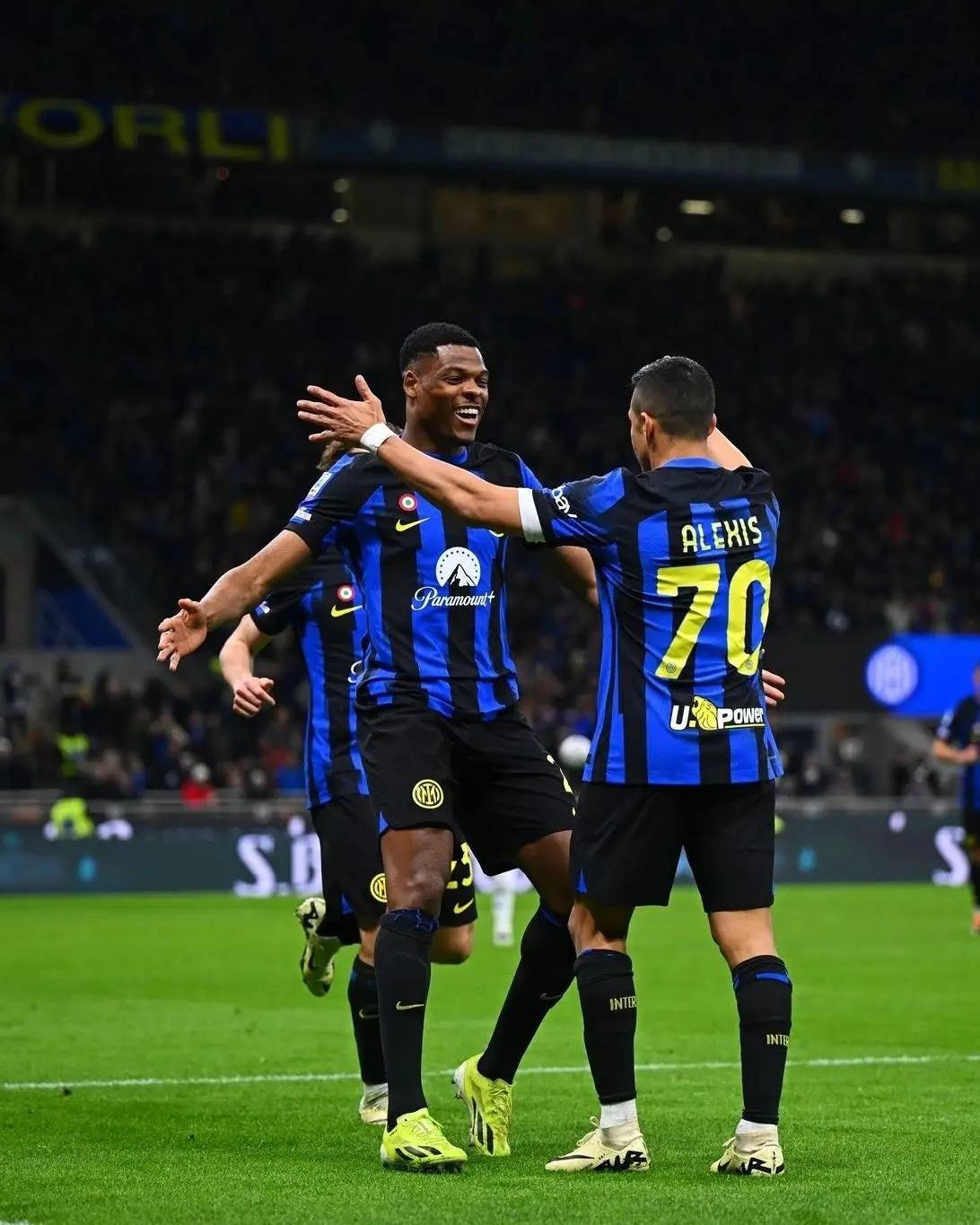 乌迪内斯实力出色,未来赛程有望挑战前五 乌迪内斯实力出色,未来赛程有望挑战前五