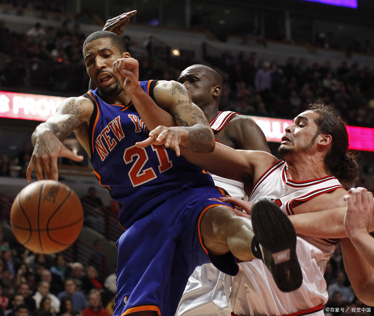 猛龙击败尼克斯,重返东部前四 猛龙击败尼克斯,重返东部前四