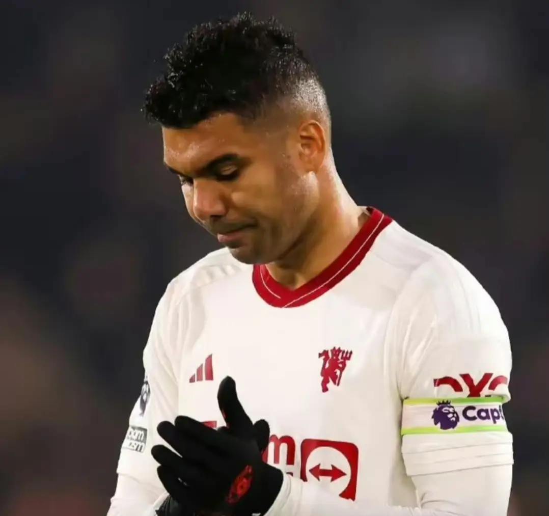 关于曼联客场战平水晶宫,积分榜略有下滑的信息 关于曼联客场战平水晶宫,积分榜略有下滑的信息