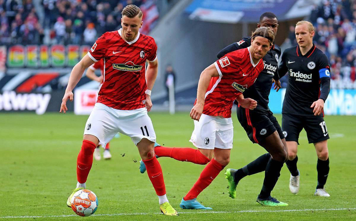 摩纳哥主场惨败马赛,陷入低迷期 摩纳哥主场惨败马赛,陷入低迷期