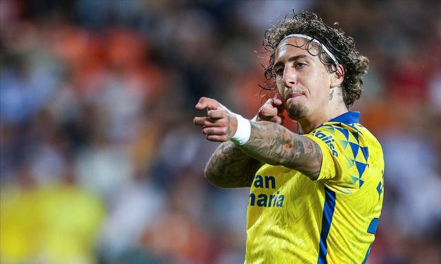 关于瓦伦西亚虐客实现逆袭，拿下重要三分的信息