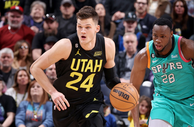 爵士中锋加盟新球队，欣欣向荣展开新篇章的简单介绍