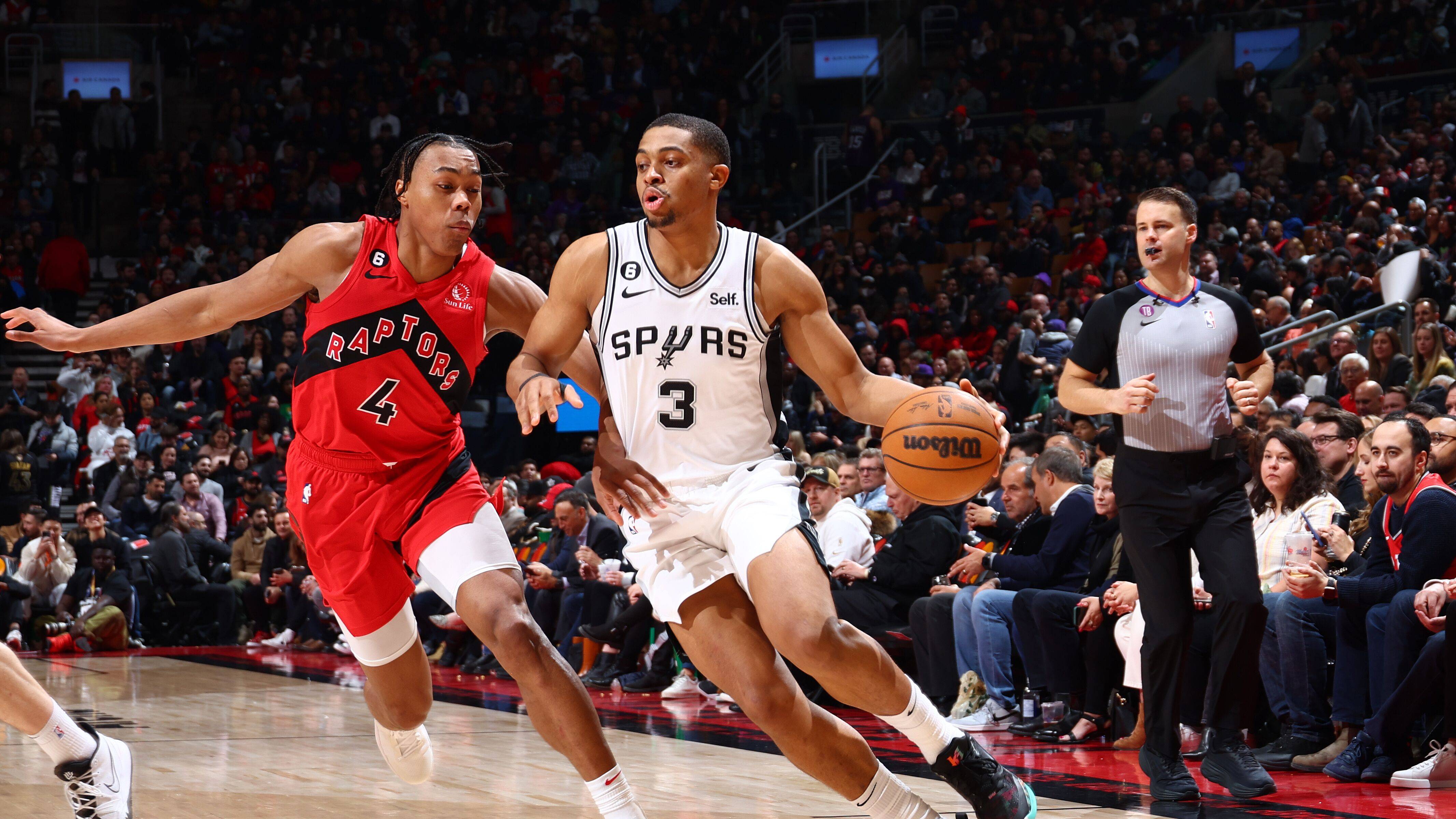 猛龙队青年球员崭露头角,成为球队亮点 猛龙队青年球员崭露头角,成为球队亮点