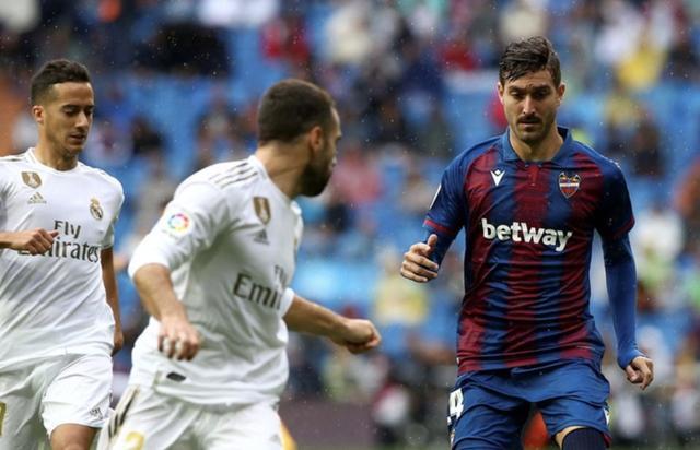 包含尼斯客场险胜，保级形势稍有好转的词条