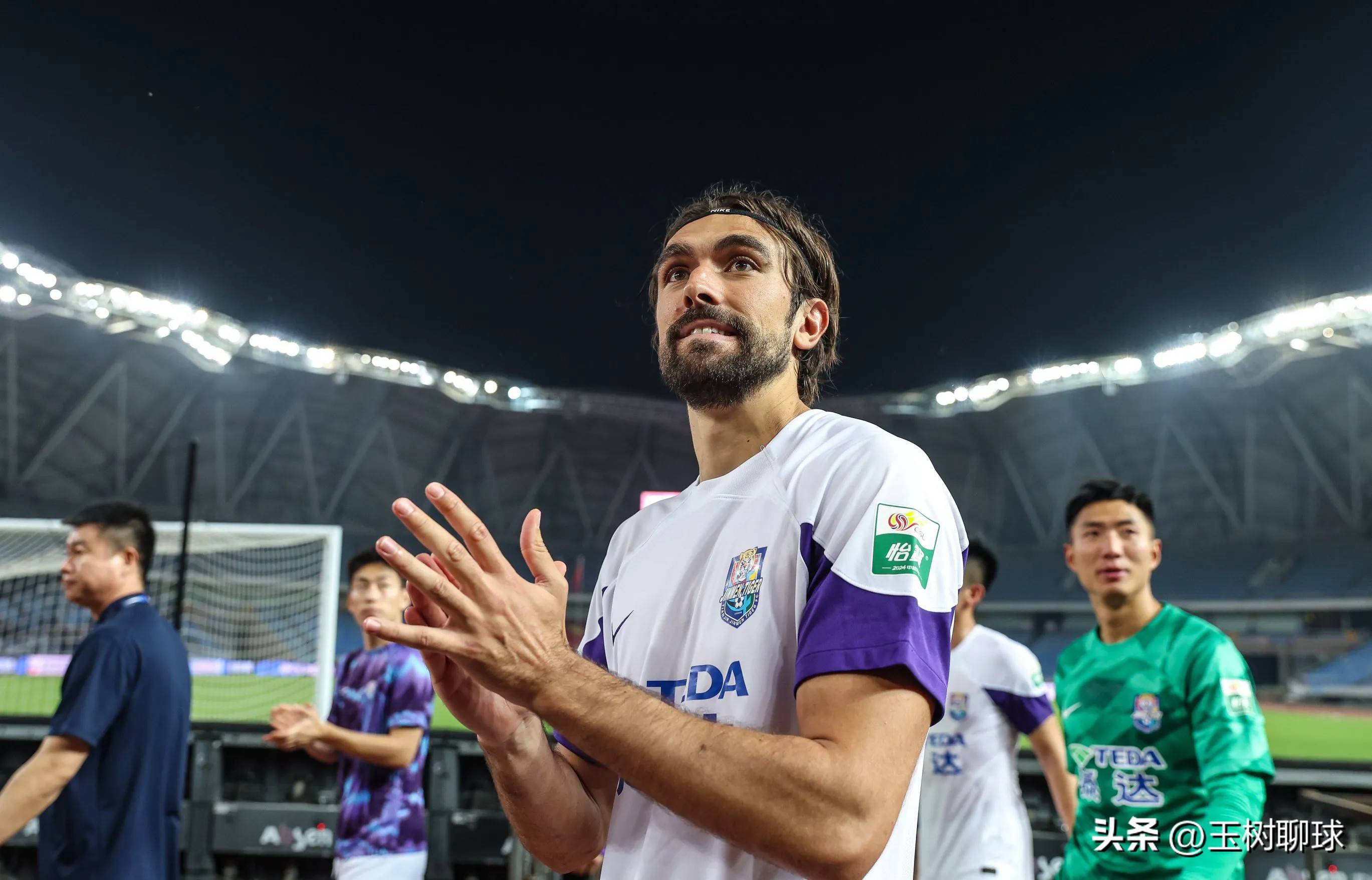 外援留队可能性增加受到关注 外援留队可能性增加受到关注