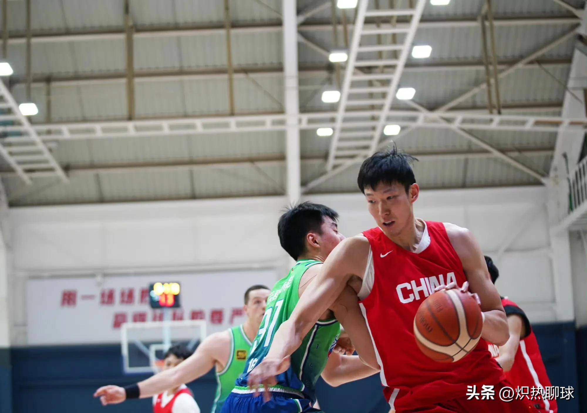篮球球员训练成果显现，比赛状态逐渐提升