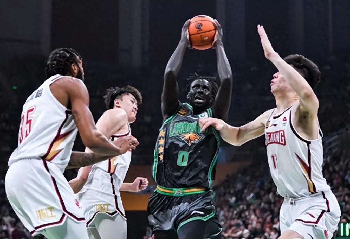 包含对抗激烈比分悬殊不减观赏乐趣的词条 包含对抗激烈比分悬殊不减观赏乐趣的词条