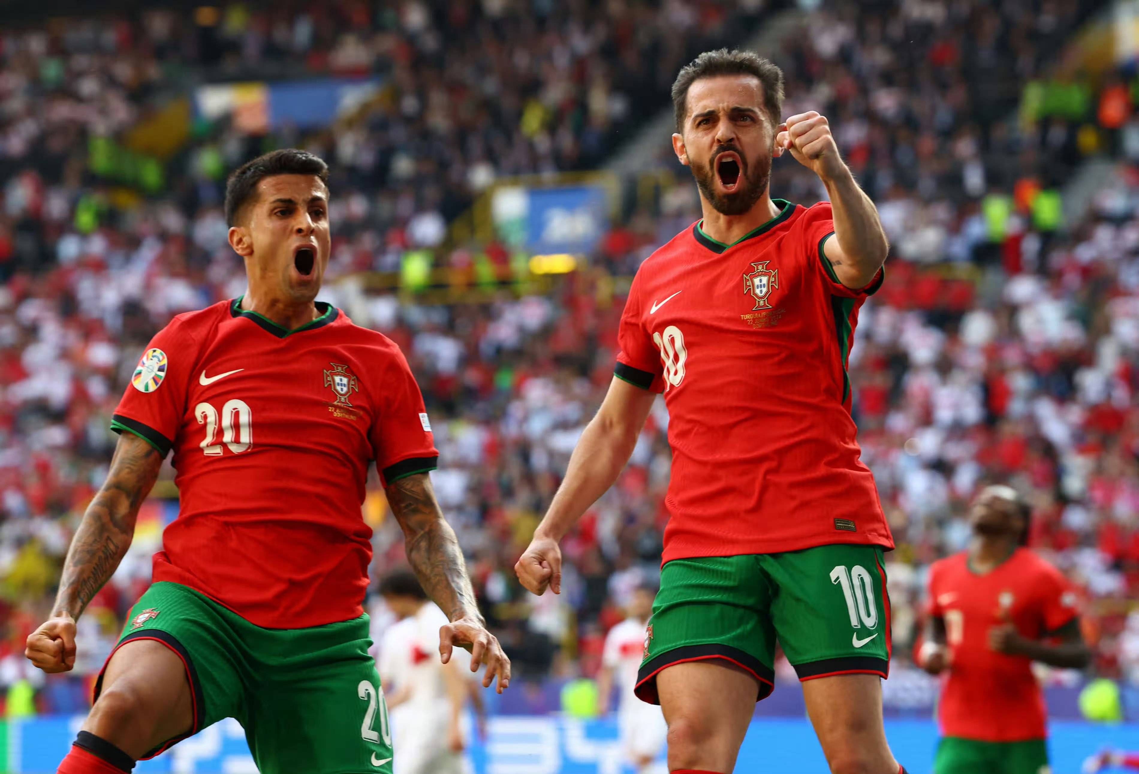 包含点球战中球员神勇发挥,成全队英雄的词条 包含点球战中球员神勇发挥,成全队英雄的词条