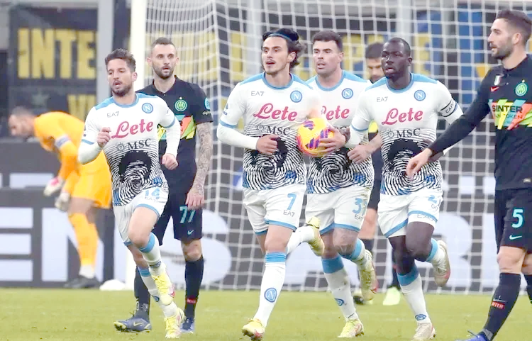 那不勒斯对抗佛罗伦萨:双方势均力敌 那不勒斯对抗佛罗伦萨:双方势均力敌