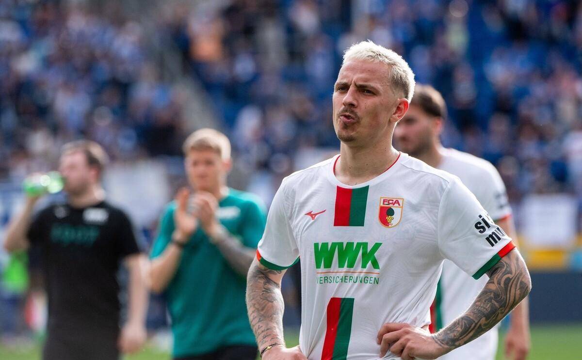 柏林联合团结一心,力争先进 柏林联合团结一心,力争先进