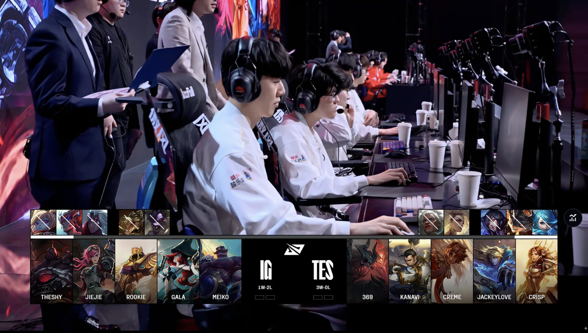 DFM碾压RNG,JackeyLove关键团战开团秒人鏖战多局2025世界赛,让粉丝疯狂欢呼 DFM碾压RNG,JackeyLove关键团战开团秒人鏖战多局2025世界赛,让粉丝疯狂欢呼