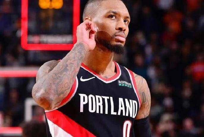 开拓者队大胜骑士队,利拉德砍下40分 开拓者队大胜骑士队,利拉德砍下40分