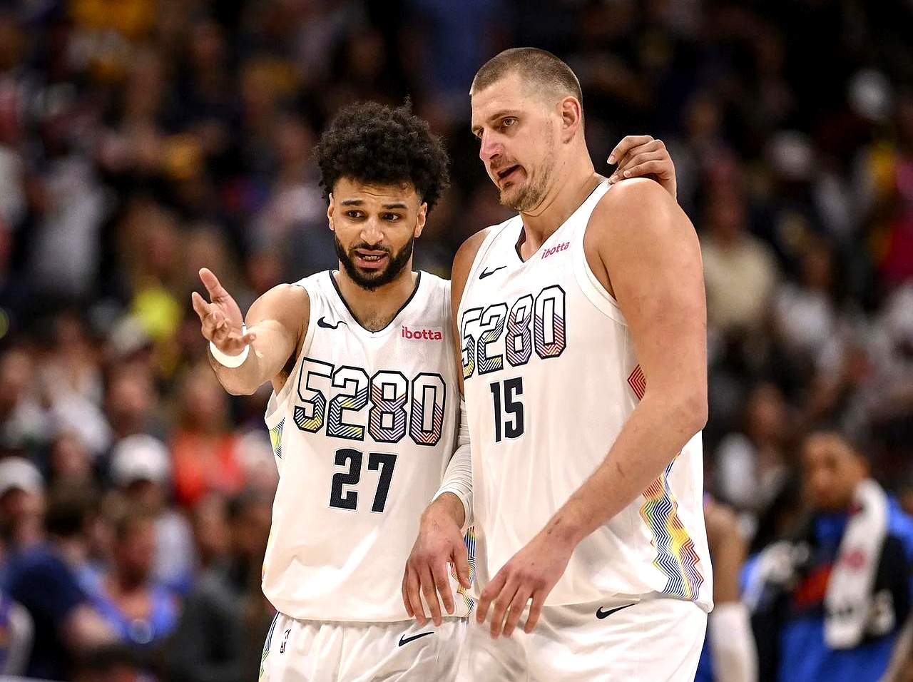 关于黄蜂队在主场战胜掘金统共内线分的信息 关于黄蜂队在主场战胜掘金统共内线分的信息