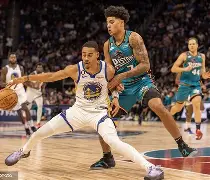 勇士不敌公牛,沃金斯表现抢眼 勇士不敌公牛,沃金斯表现抢眼