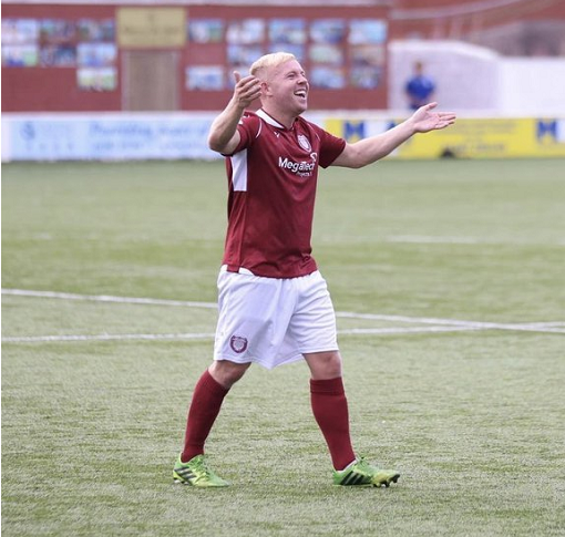 马吉蒂埃主场负于对手,失去领跑资格 马吉蒂埃主场负于对手,失去领跑资格