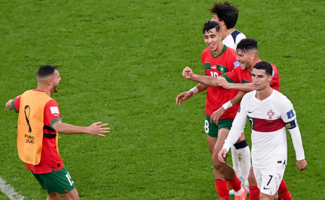 摩洛哥鏖战西班牙,C罗带队取胜 摩洛哥鏖战西班牙,C罗带队取胜