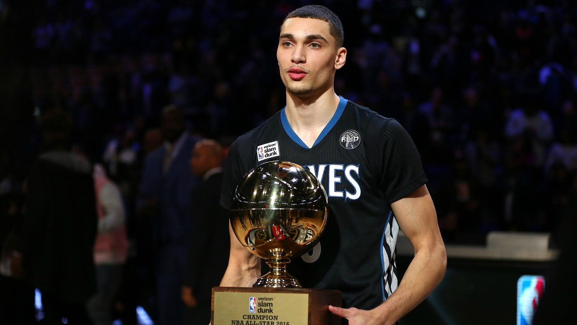 灰熊狂潮吞噬克利夫兰，浓眉铁蹄踏碎敌阵，当统治力在两地同时轰鸣